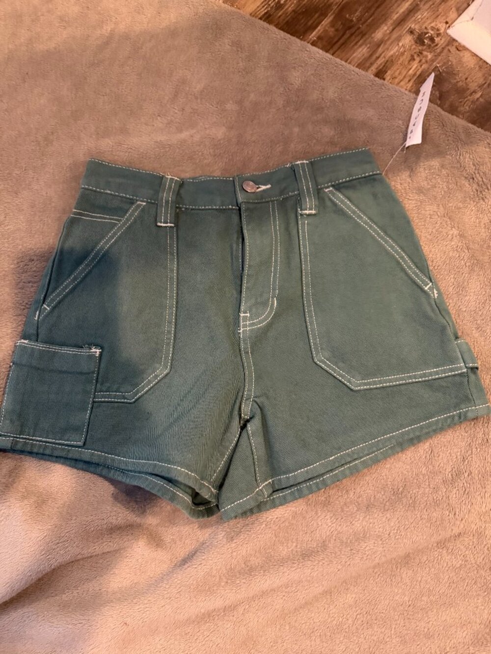 Girls Pacsun shorts nwt tize 25